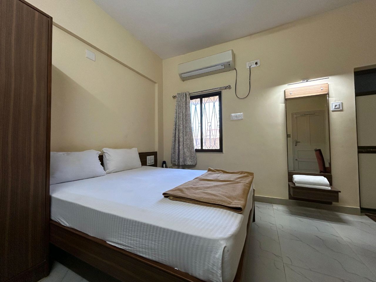 The Grand Pratap Deluxe AC Room 3