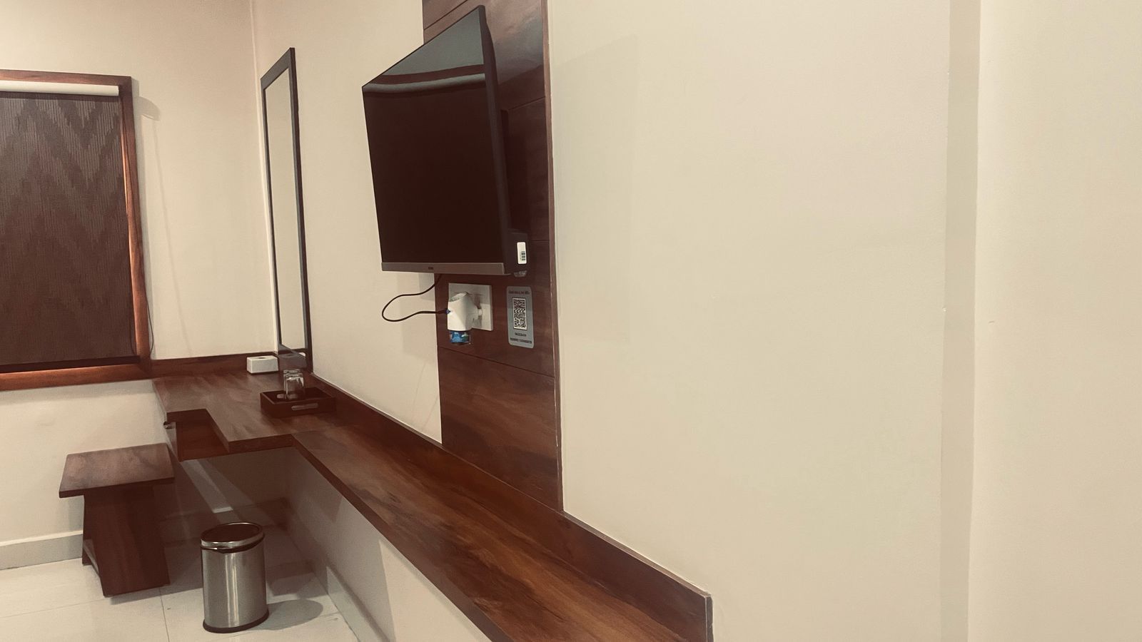 The Byke Express Om Celebrations (Bhopal) Deluxe Room 6