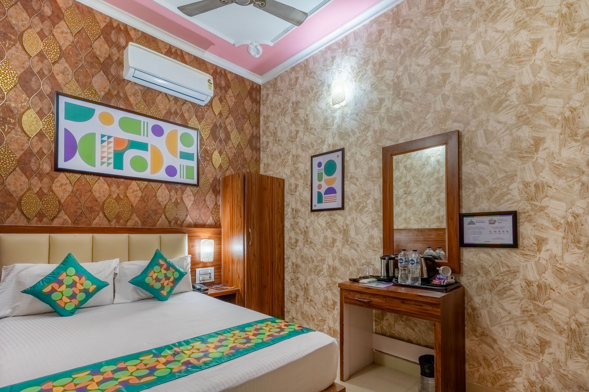 Economy Room