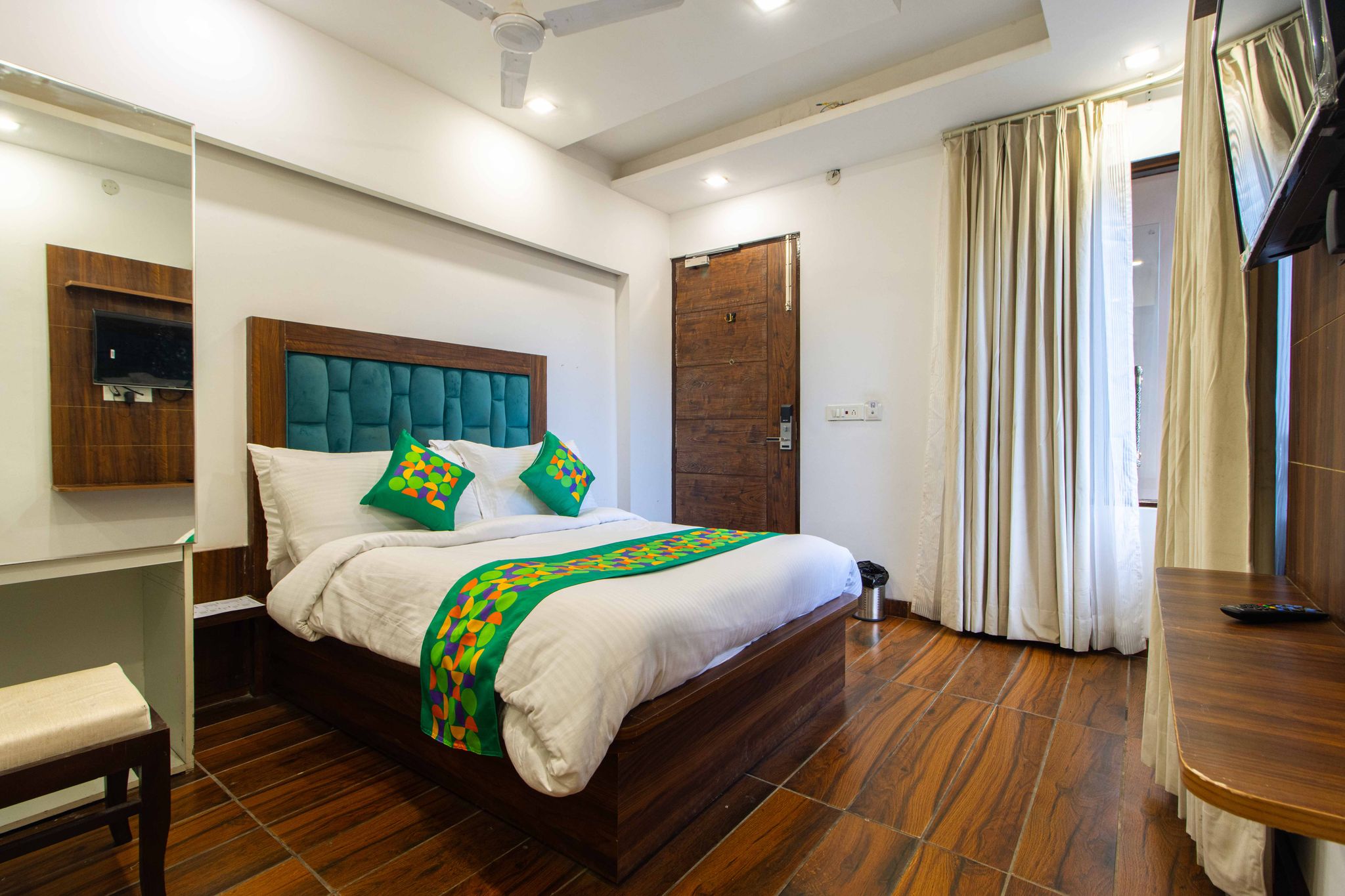 Treebo Hilldaar Dalhousie Economy Room 5