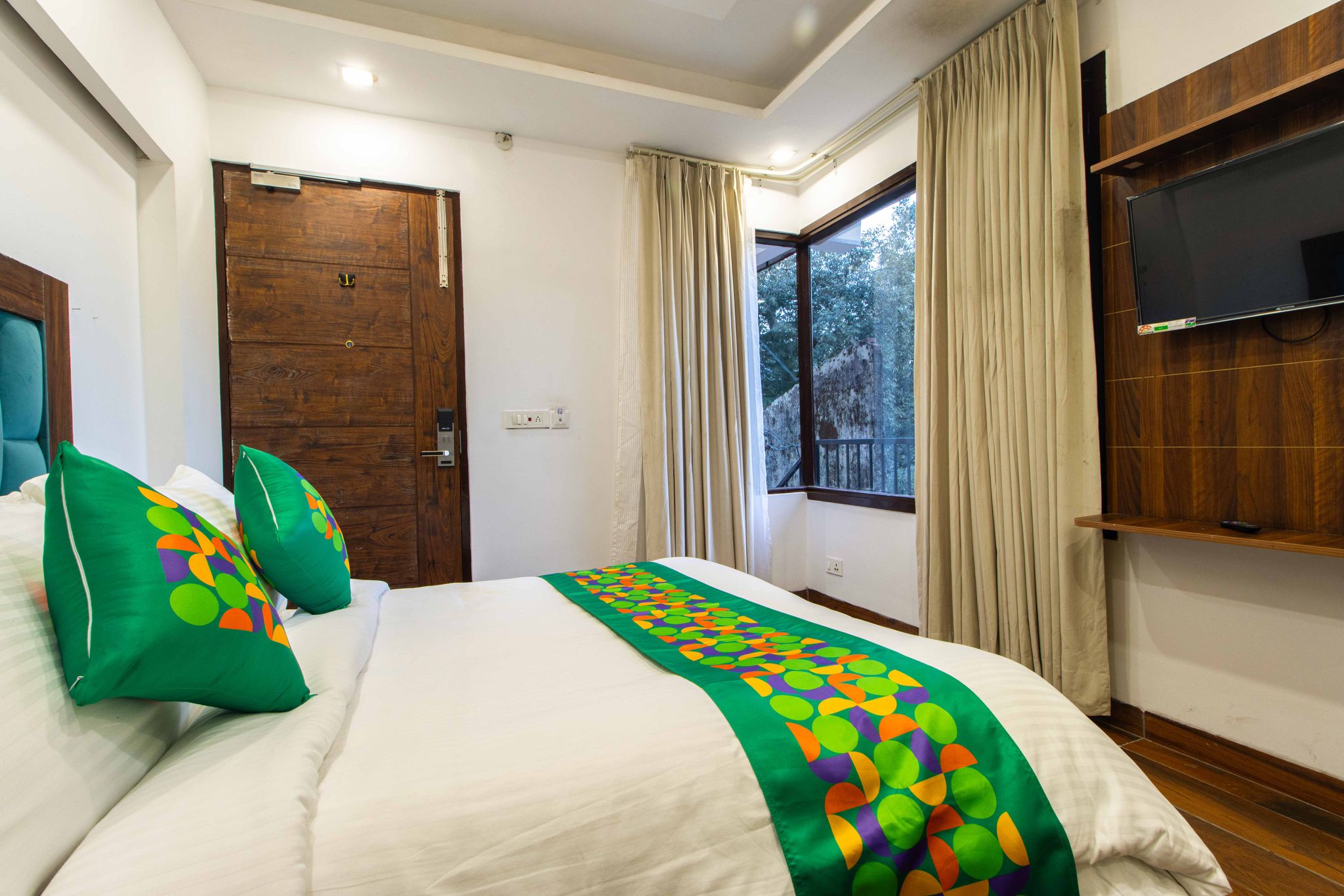 Treebo Hilldaar Dalhousie Economy Room