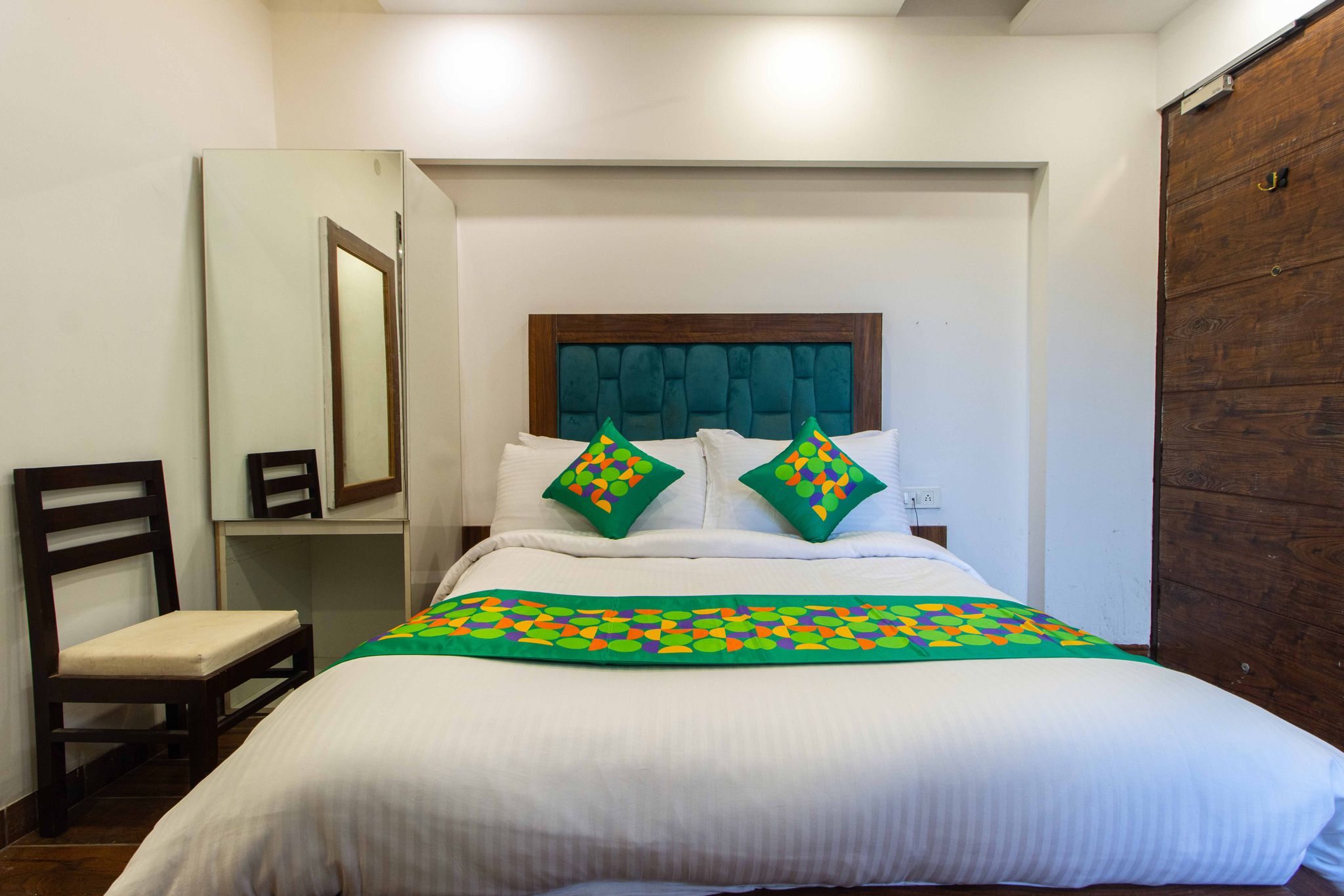 Treebo Hilldaar Dalhousie Economy Room 3