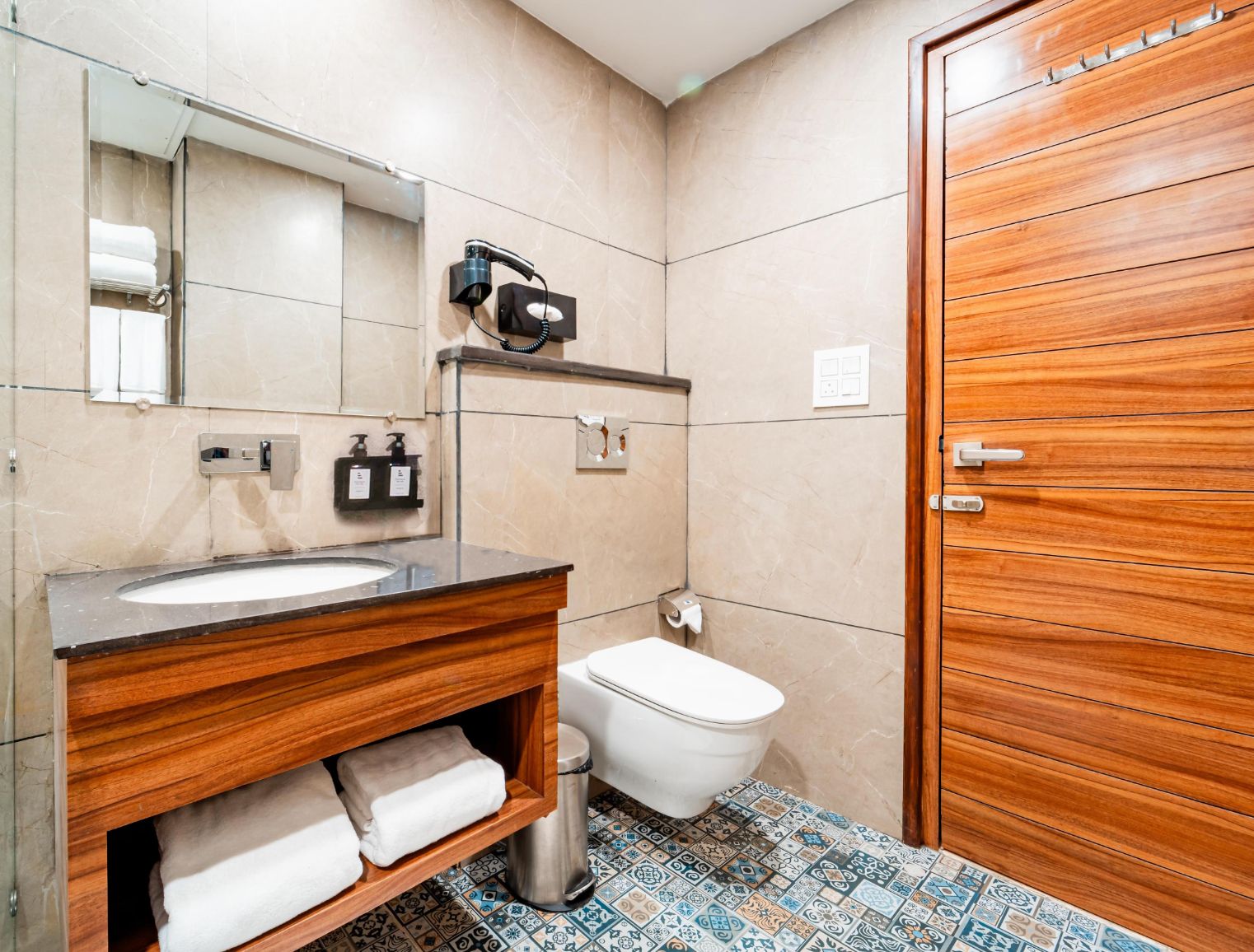 Medalio Boutique Chandigarh Zirakpur Standard Room 3