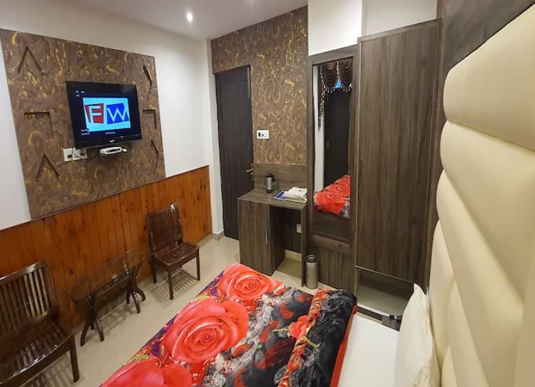 Pax Hotel sunrise Inn Deluxe Room without View 16