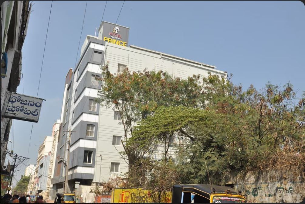Hotel Adithya Prince International