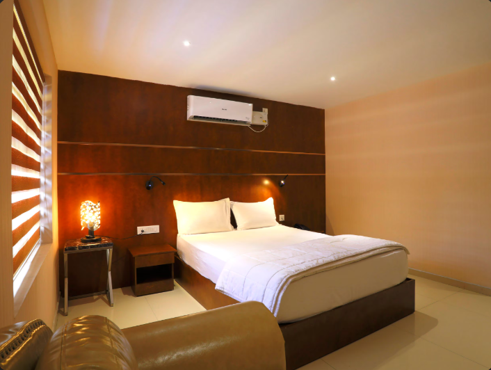 JP Park AC Executive Room 4