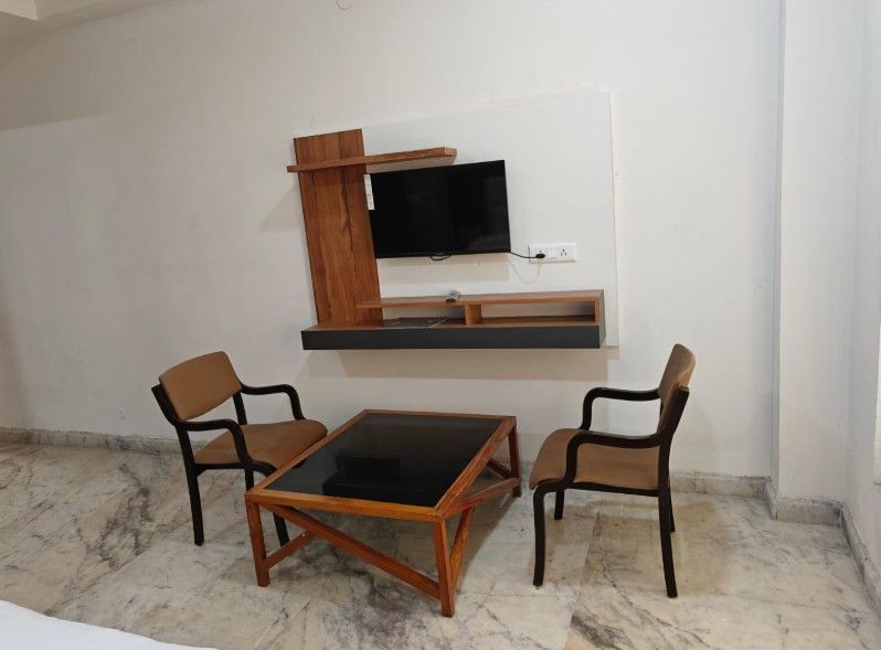 Hotel RockStar Deluxe Room 5