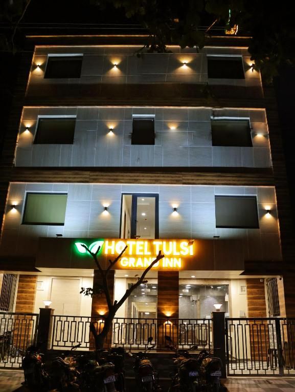 Hotel Tulsi Grand Inn