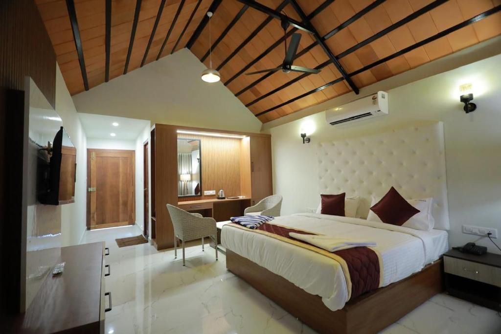 King Room with Private Pool