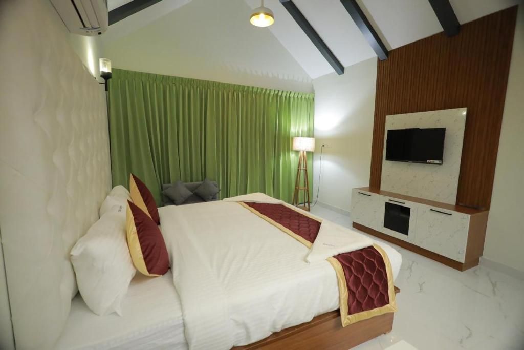 Family Suite with Balcony