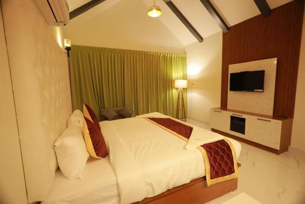 King Room with Private Pool