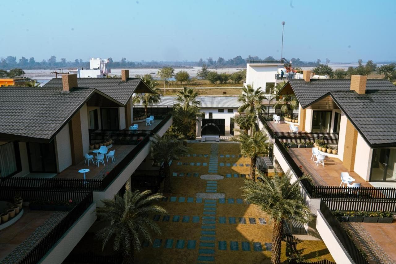 Hotel Exterior