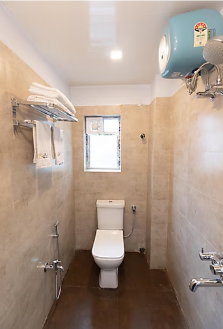 The Lake Palm Hotel Executive Room 4