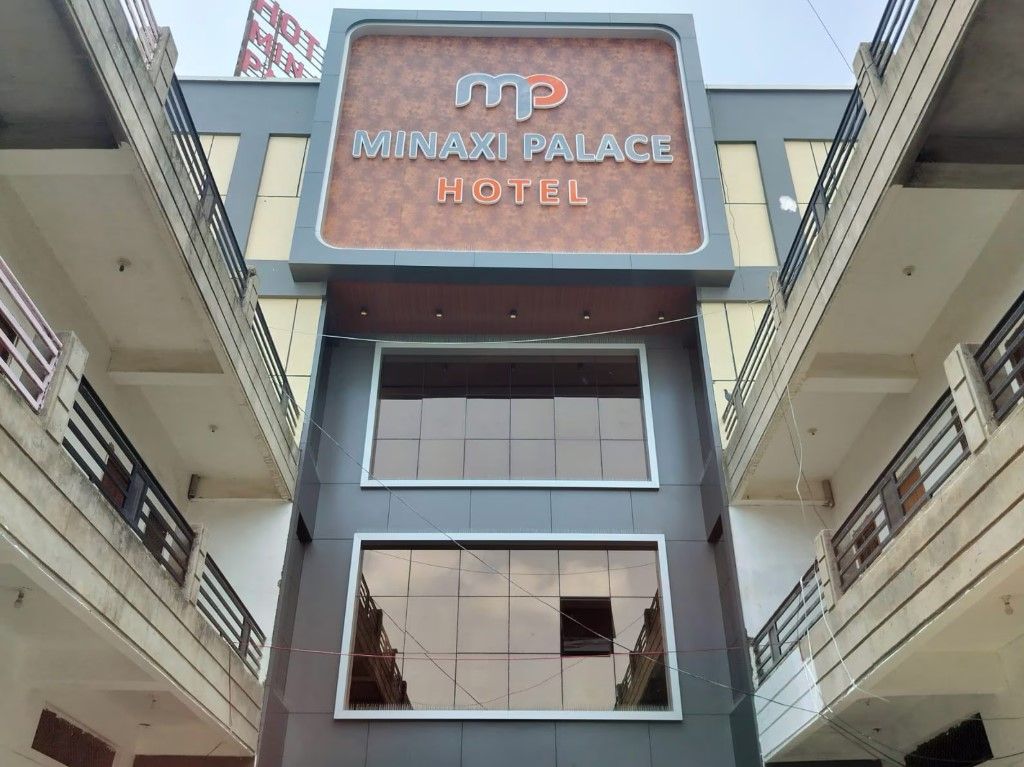 Hotel Minaxi Palace