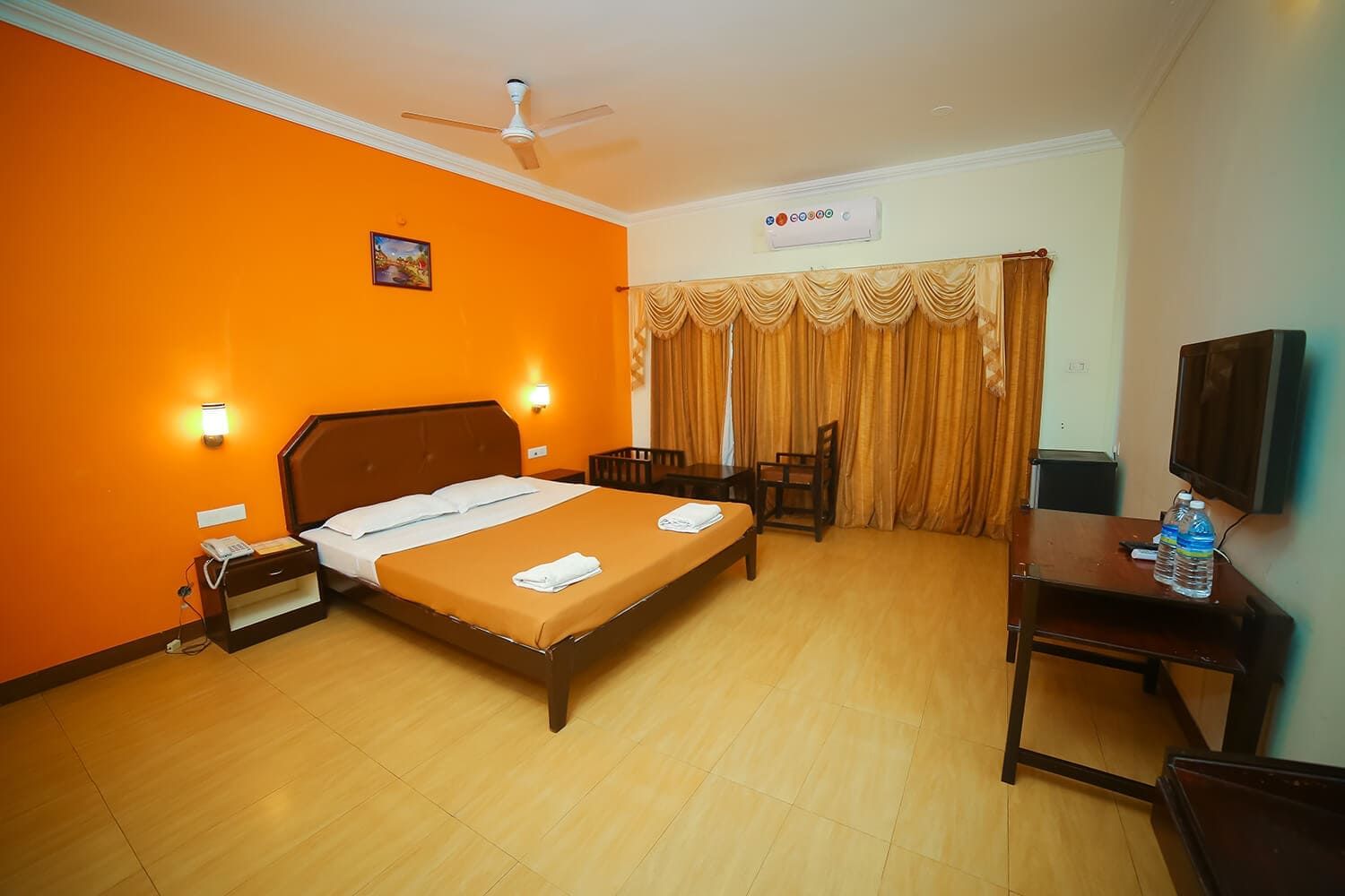 Deluxe Double or Twin Sea Facing Room