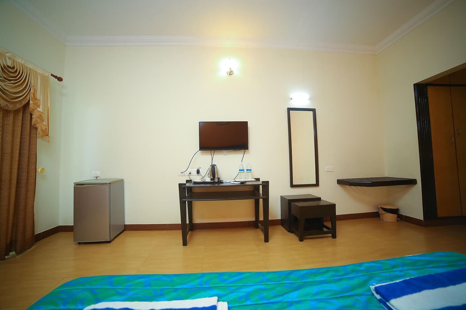 Deluxe Double or Twin Sea Facing Room