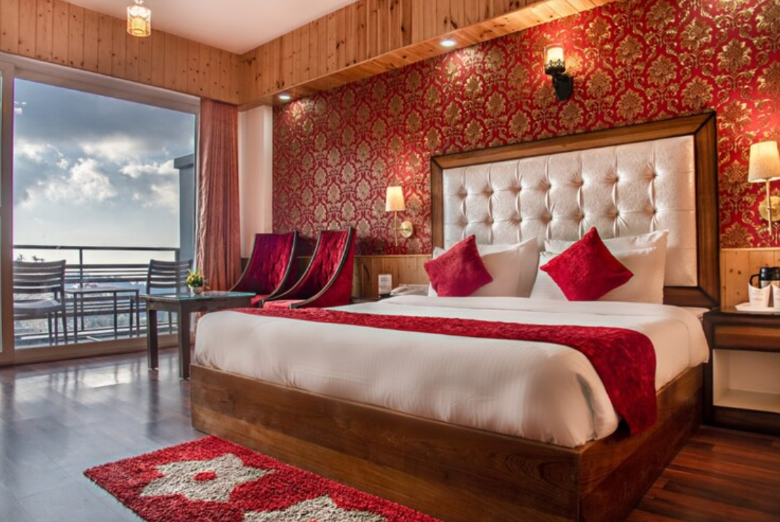 Luxury Room With Private Balcony