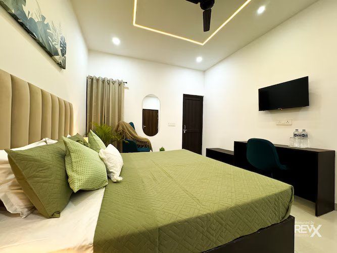 Wanna Stay Ayodhya Deluxe Room 5
