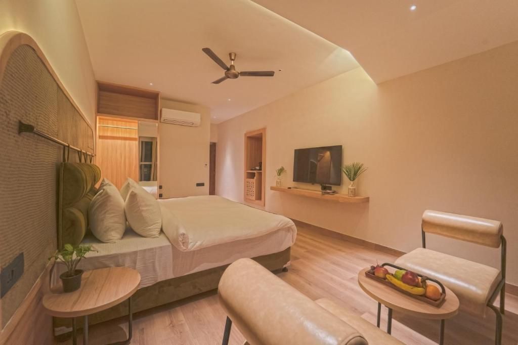 Premium Pool View Suite With Balcony On Upper Floor