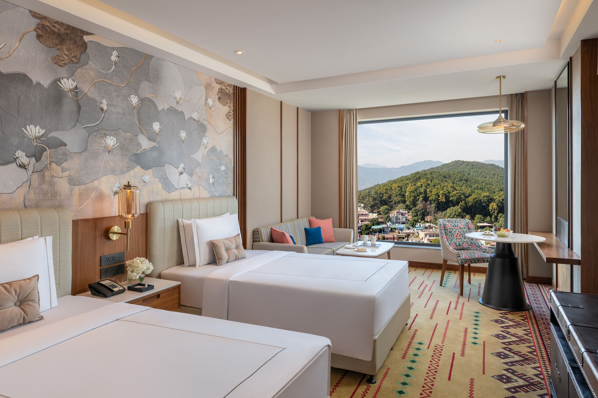 Taj Mussoorie Foothills, Dehradun Deluxe Room Twin Bed 2