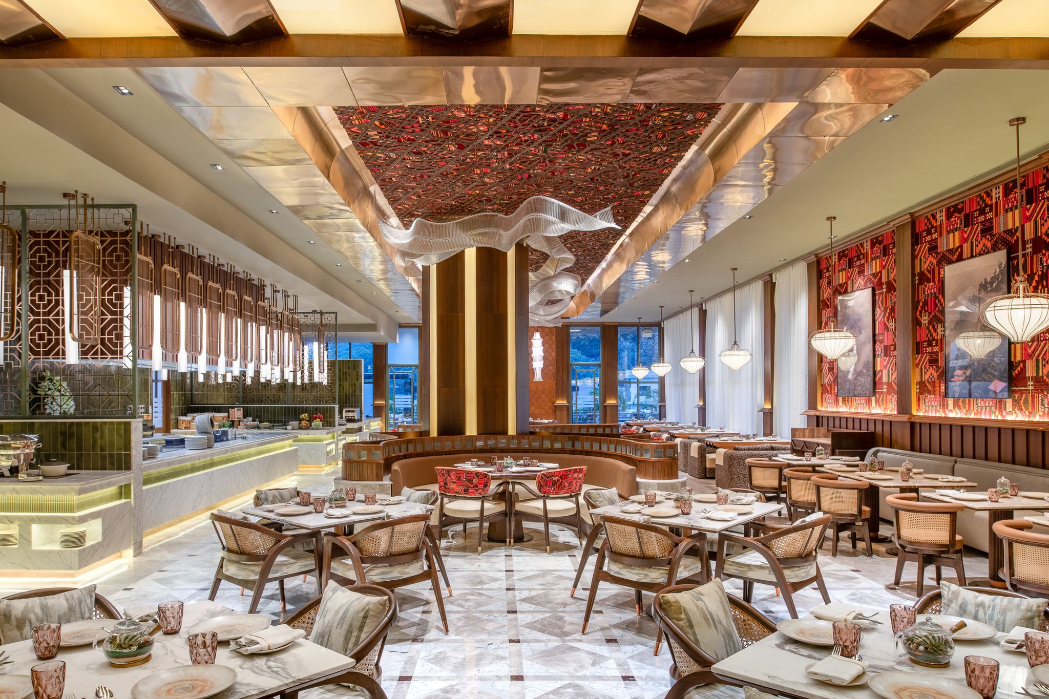 Food & Dining