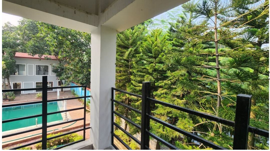 Deluxe Room with Free Wifi