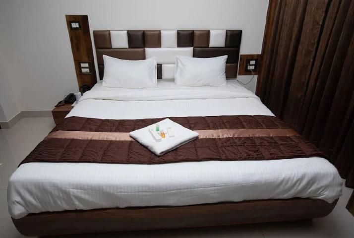 Hotel Avirahi