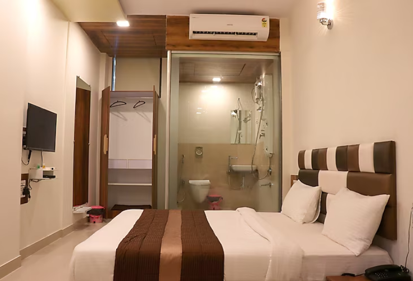 SUPER DELUXE (DOUBLE) AC