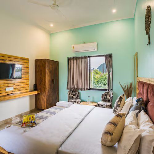 Superior Private AC Room