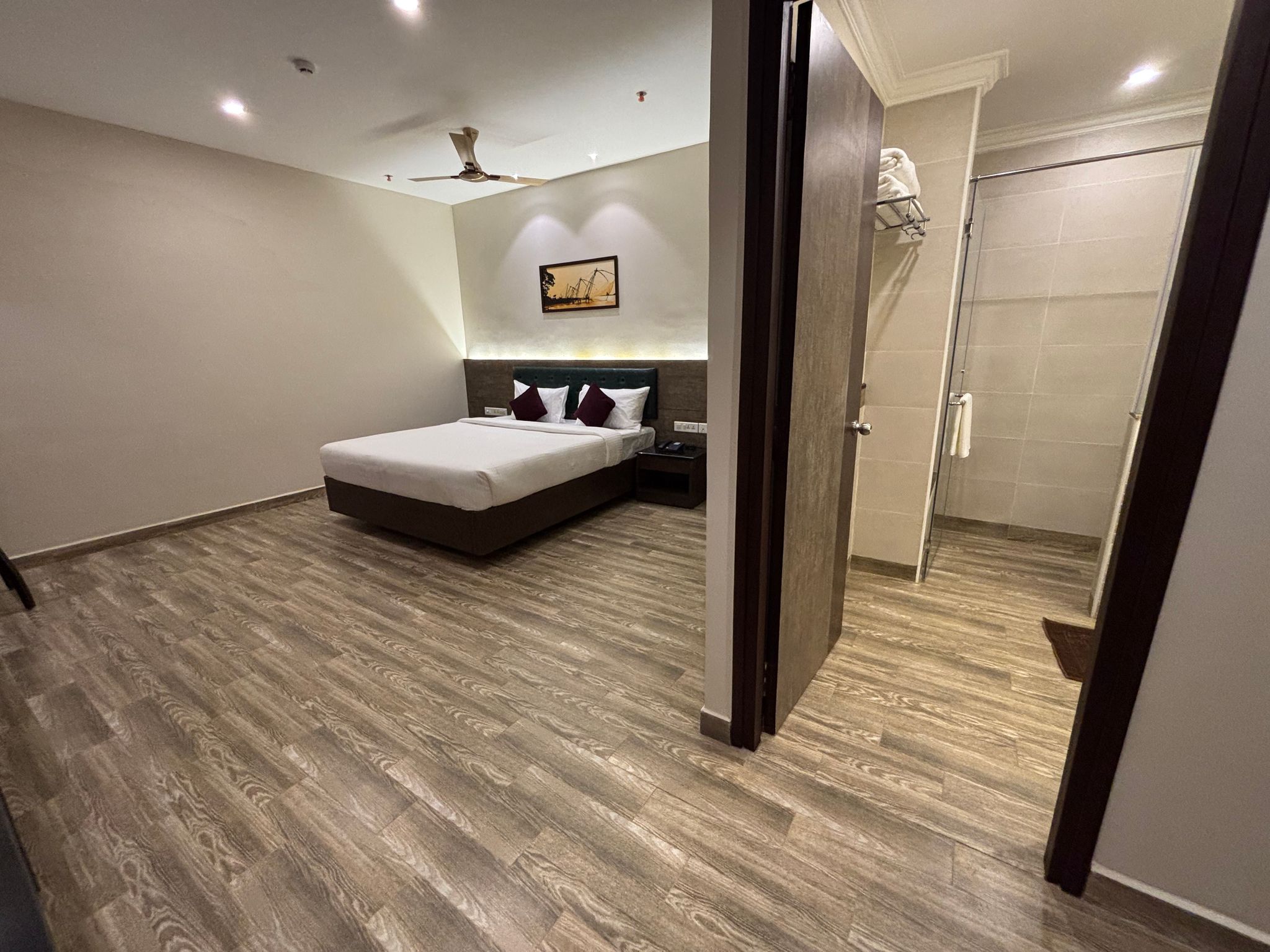 Still Waters - A Hill Country Resort Luxury Suite 4