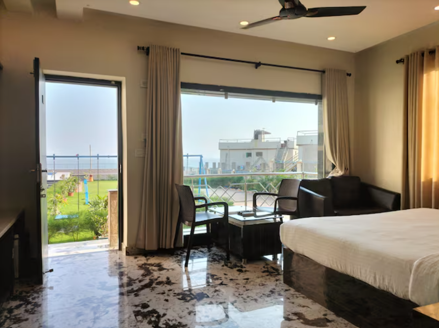 PREMIUM ROOM SEA FACING