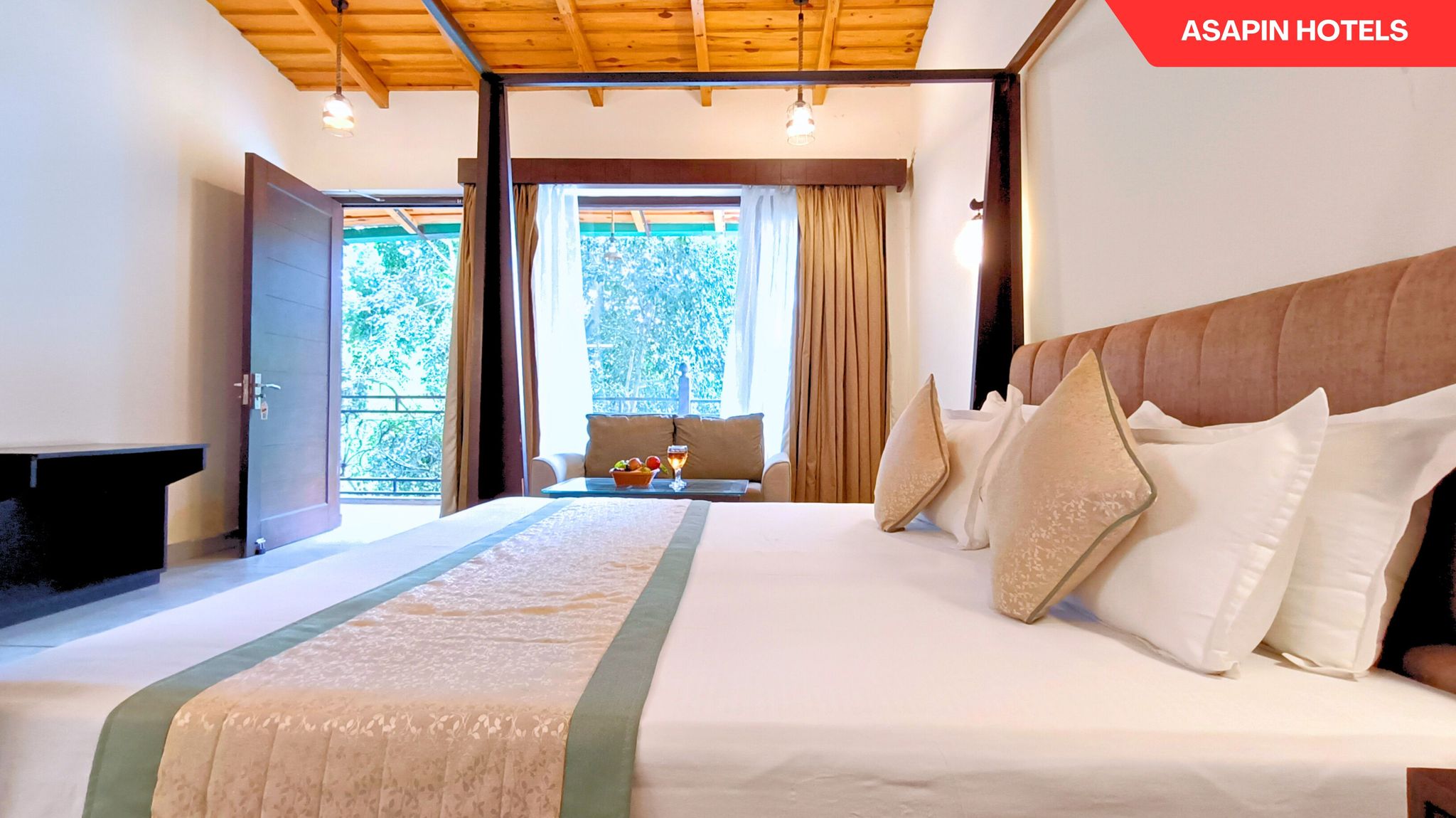 Superior Room with Balcony