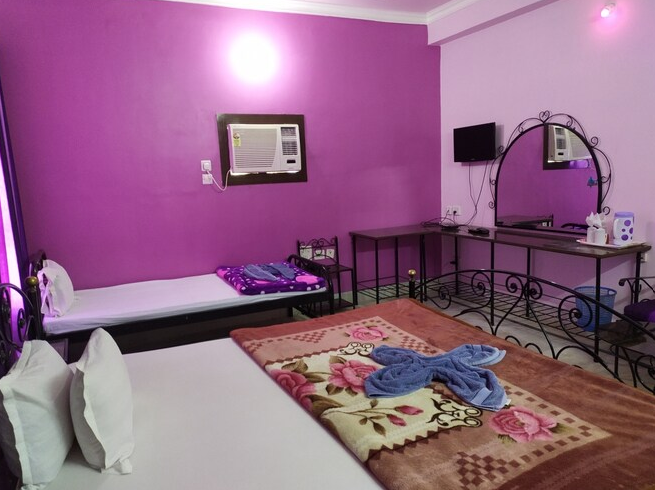 Luxury Triple Bed Room (AC)