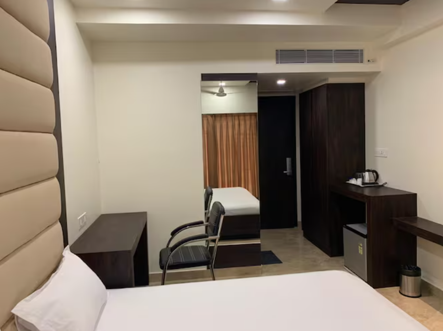 Bless Inn Hotel Deluxe 4