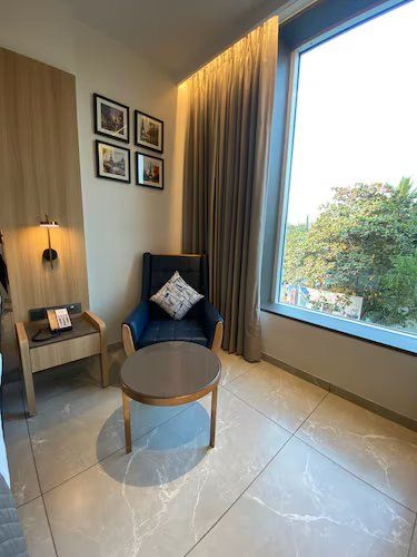 THE PURPLE ORCHID SUITES EXECUTIVE ROOM 5