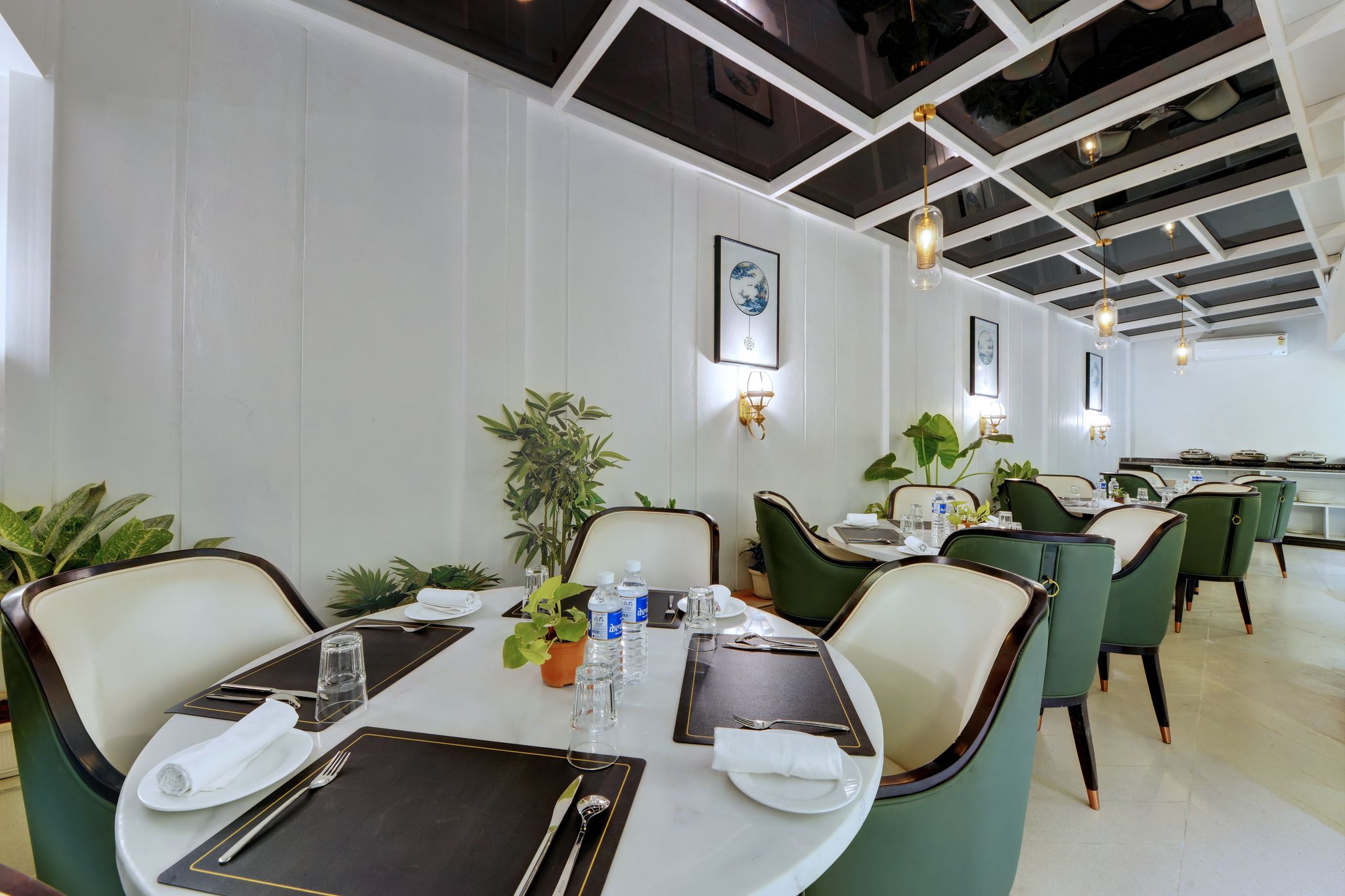 Food & Dining