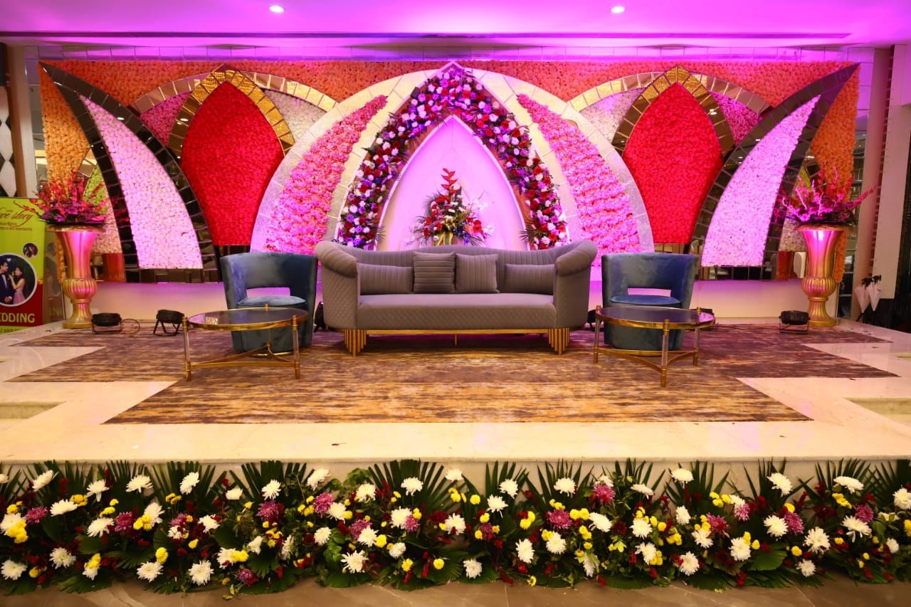 Banana Tree Hotel & Banquets