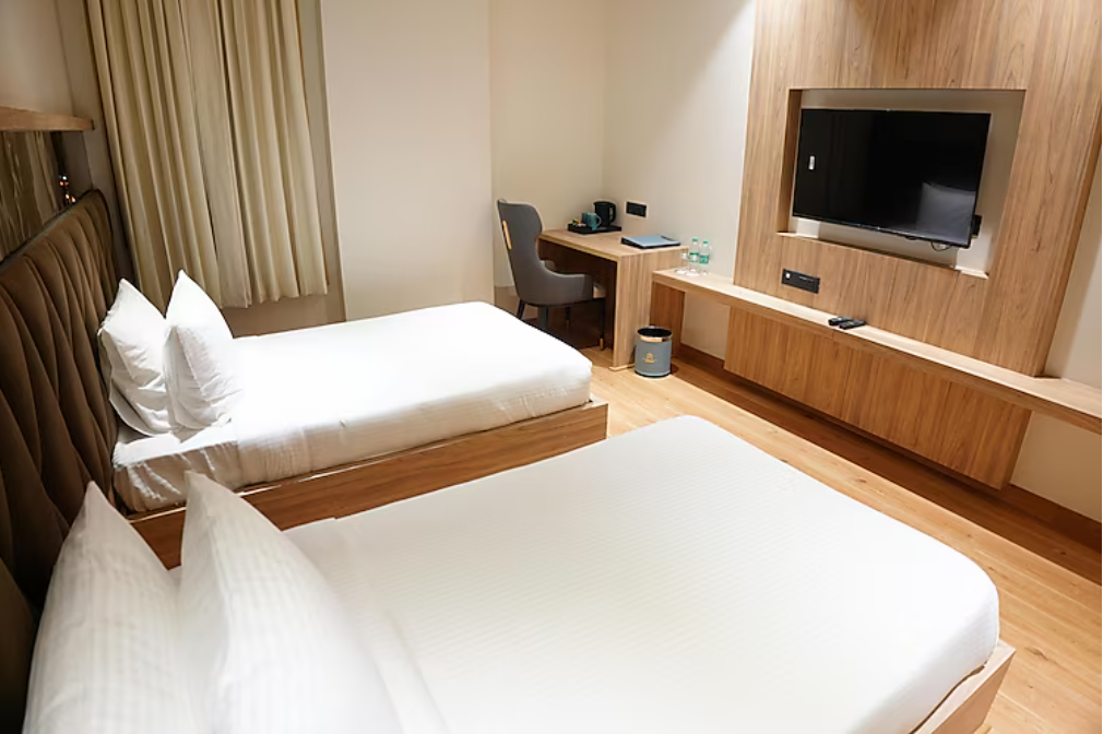 Deluxe Twin Beded Room