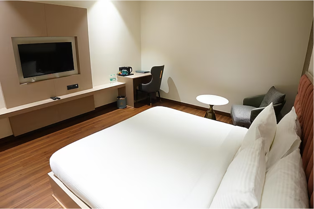 The Pearl Petal Hotel Deluxe Room With Wi-Fi 2