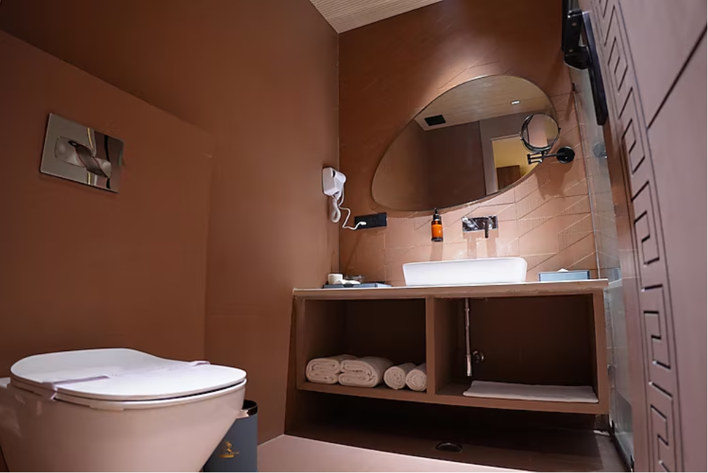 The Pearl Petal Hotel Deluxe Room With Wi-Fi 4