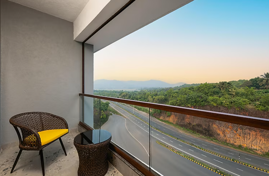 Standard King Bed Room with Balcony
