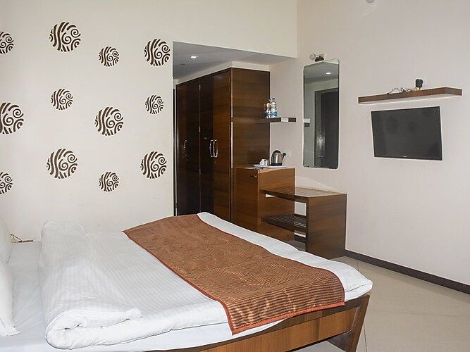 Rishab Club and Resorts Executive Room 3