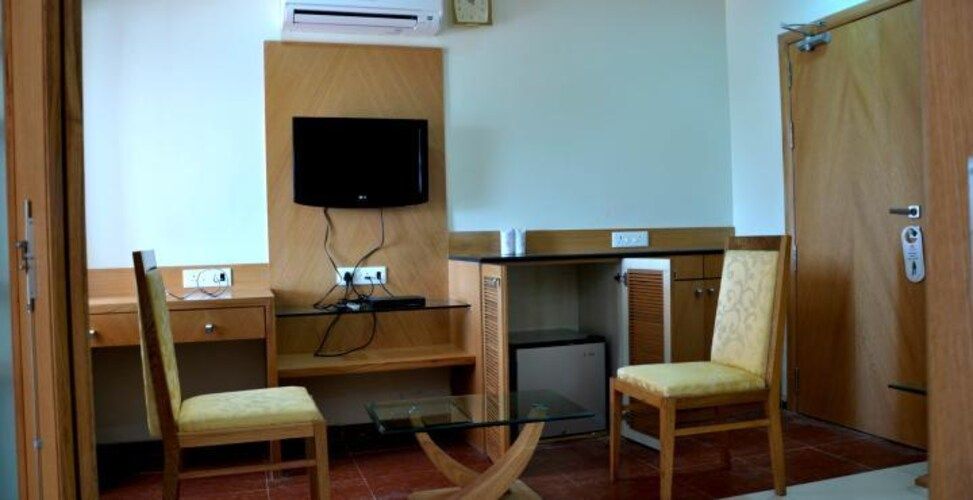 Rishab Club and Resorts Cottage 3