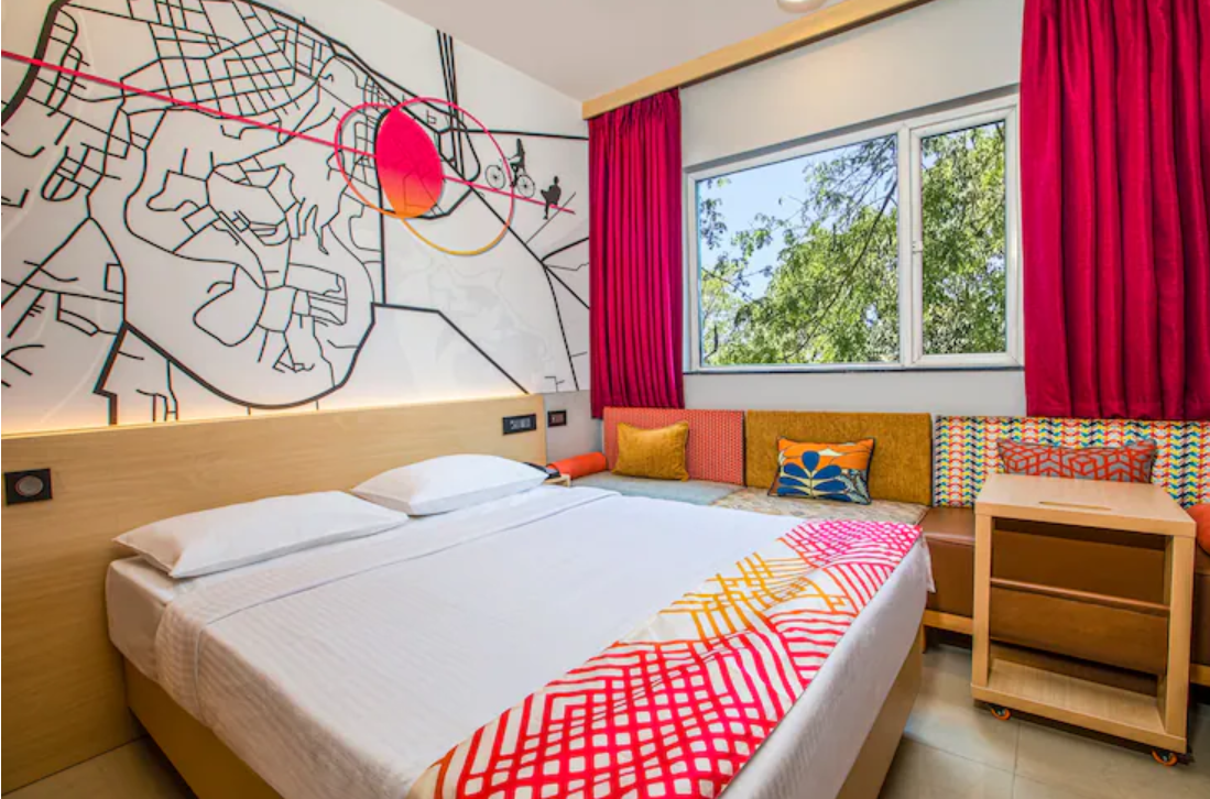 D-Luxe Queen Room