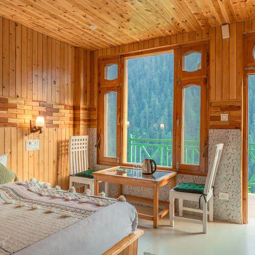 Budget Double Room With Shared Balcony