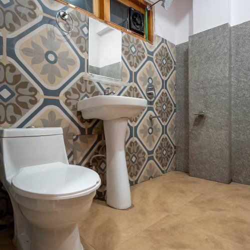 Moustache Shoja 4-Bed Mixed Dorm 7