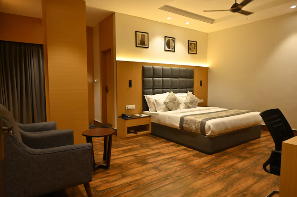 The Royal Residency Suite Room With City View