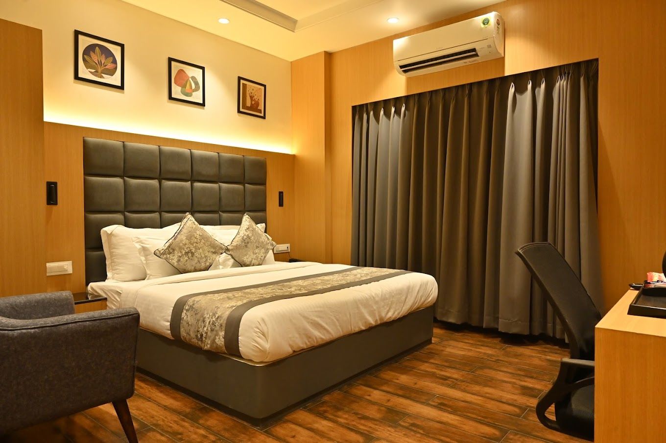 Super Deluxe Room