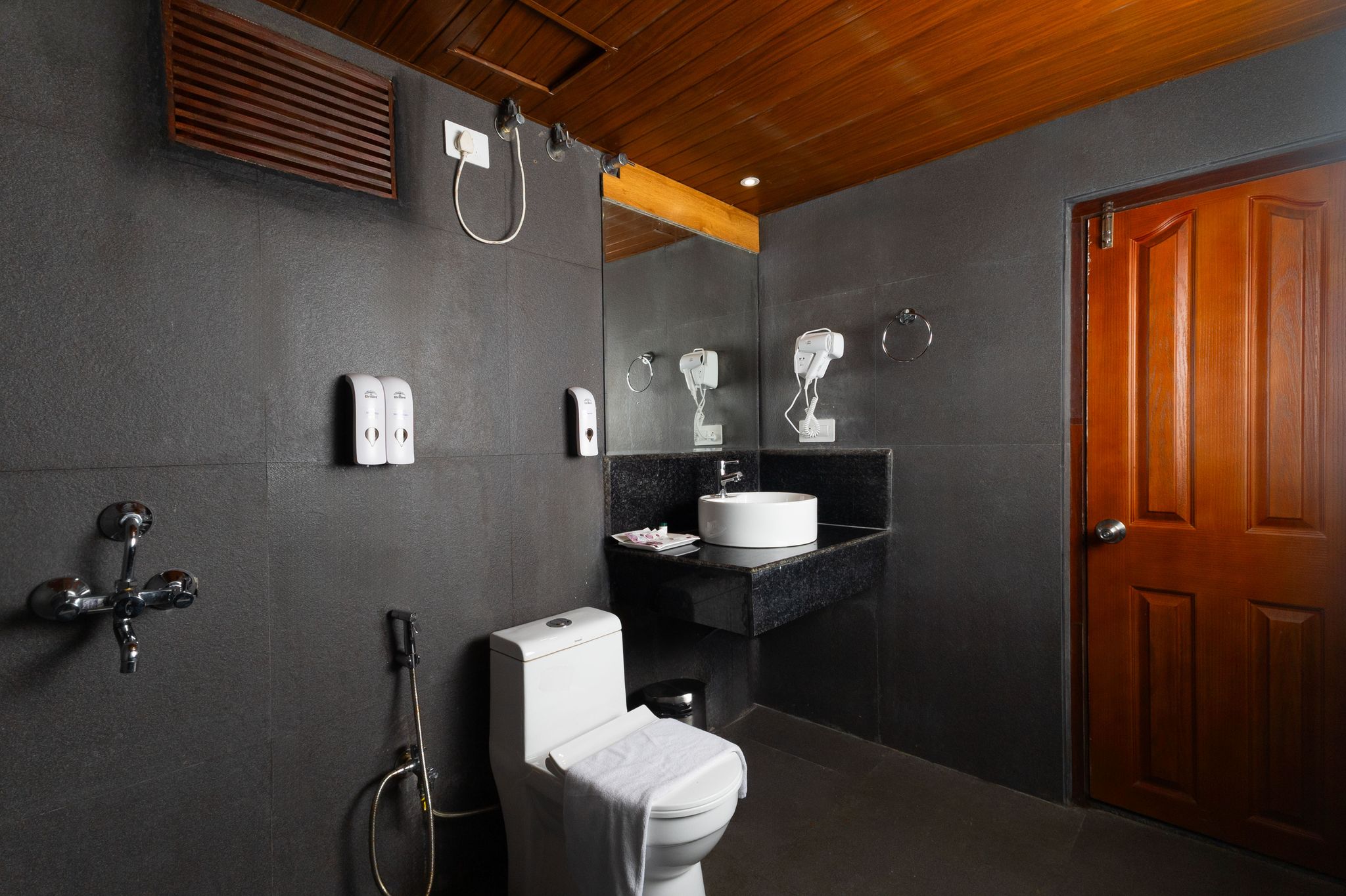 Sumitel J B Park, Darjeeling Deluxe Room 7