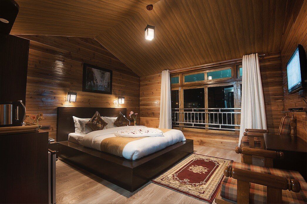 Attic Executive Room with Hill View